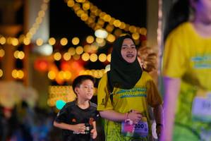 BIB: 300
                            <button type="button" onclick="openModal(21770454)" class="btn btn-primary btn-sm float-right btn-popup" data-toggle="modal" data-target=".modal-high-quality">
                        <i class="fas fa-shopping-cart"></i> Add to Cart
                    </button>
                                            <button type="button" onclick="isThisMe(21770454, true)" class="btn btn-success btn-sm float-right btn-popup btn-isme hidden" data-toggle="tooltip" data-placement="bottom" title="นี่คือรูปของคุณใช่ไหม คลิกที่นี่เพื่อเอาเข้าอัลบั้ม">
                        <i class="fas fa-plus"></i> Add to album
                    </button>
                    <button type="button" onclick="isThisMe(21770454, false)" class="btn btn-warning btn-sm float-right btn-popup btn-isnotme hidden">
                        <i class="fas fa-ban"></i> Remove from album
                    </button>